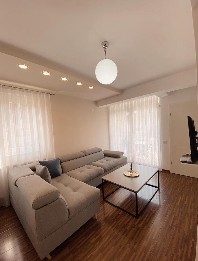 Diamond Apartment Prishtina พริสตีนา ภายนอก รูปภาพ